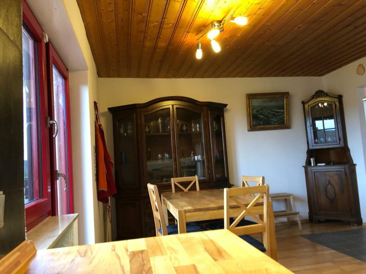 Natuerlicher Holzkomfort Im Hessischen Kegelspiel Huenfeld Ngoại thất bức ảnh
